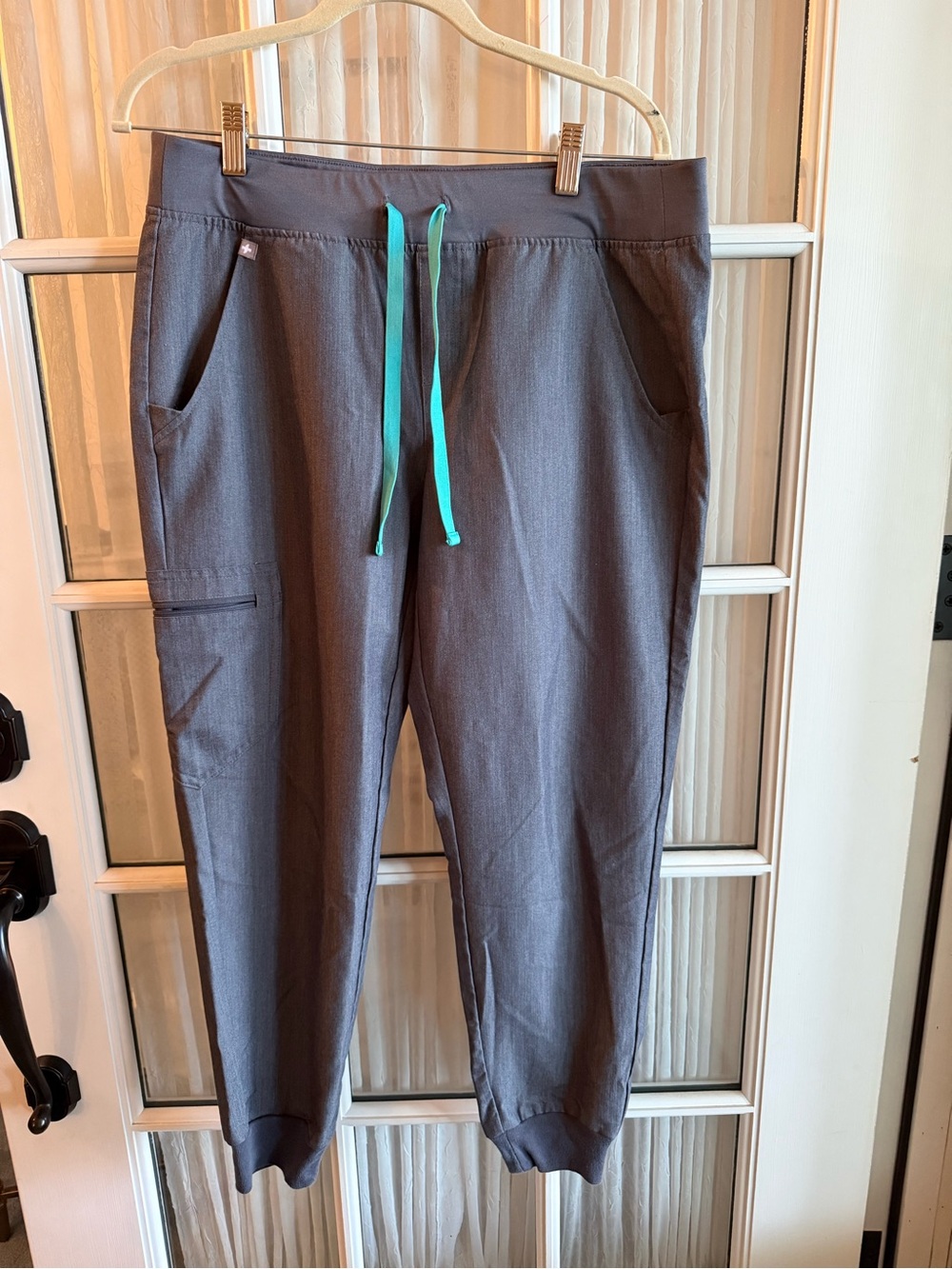 Figs Medium Petite Zamora Jogger Scrub Pants with Teal Drawstring